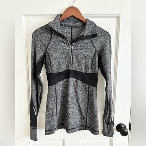Lululemon grey black 1/4 zip pullover size 4 run full tilt